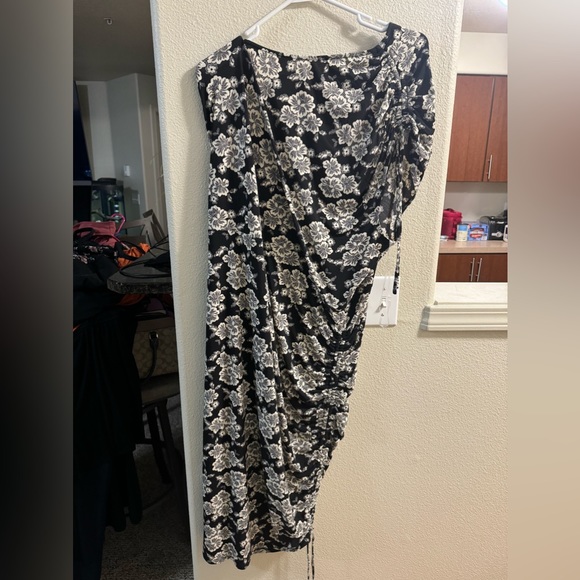 Lane Bryant, one shoulder dress 18/20 brand new with tags - Picture 4 of 4